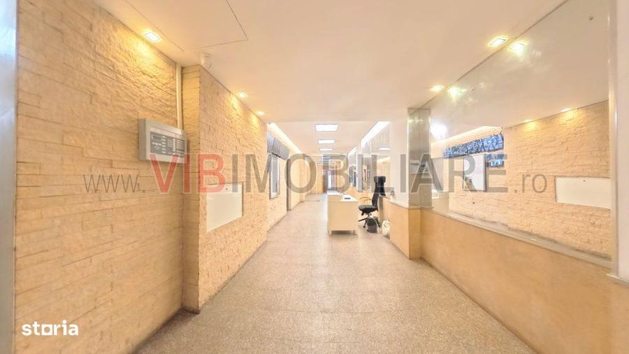 Apartament cu 2 camere semidecomandat, mobilat în Decebal