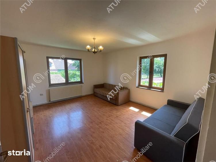 Apartament cu 3 camere decomandat în Tineretului