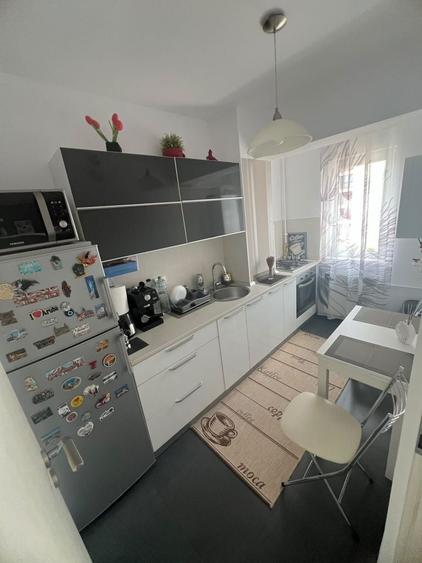 Apartament cu 2 camere semidecomandat în Tomis Plus