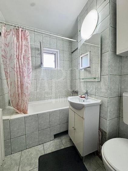 Apartament cu 3 camere semidecomandat în Mănăștur