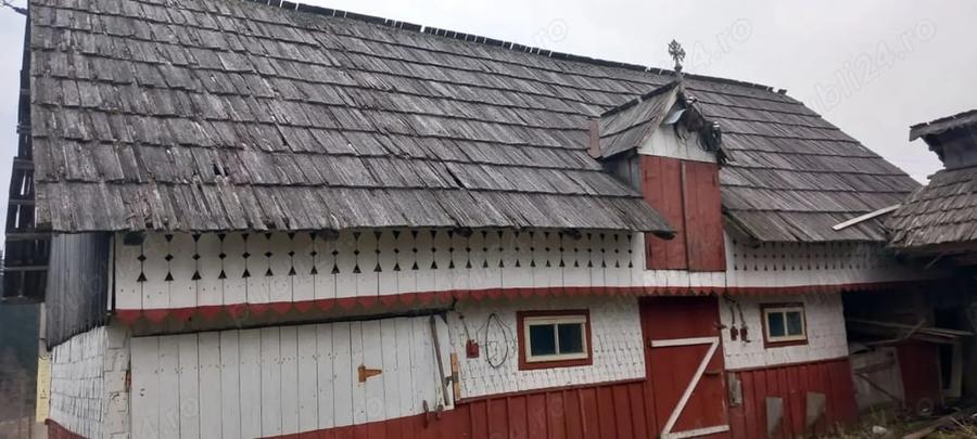 Casă cu 3 camere cu Teren 3900 Mp în Poiana Stampei