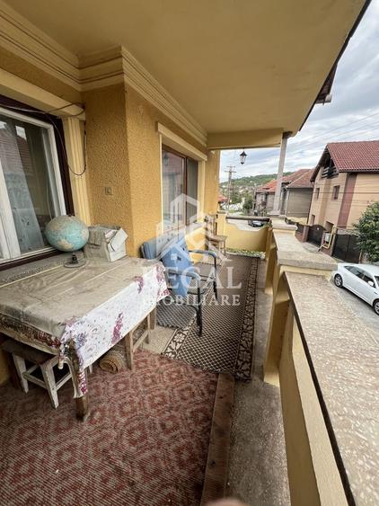 Casă individuală cu 3 camere cu Canalizare în Central