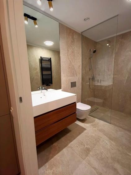 Apartament cu 2 camere semidecomandat, mobilat în Aviației