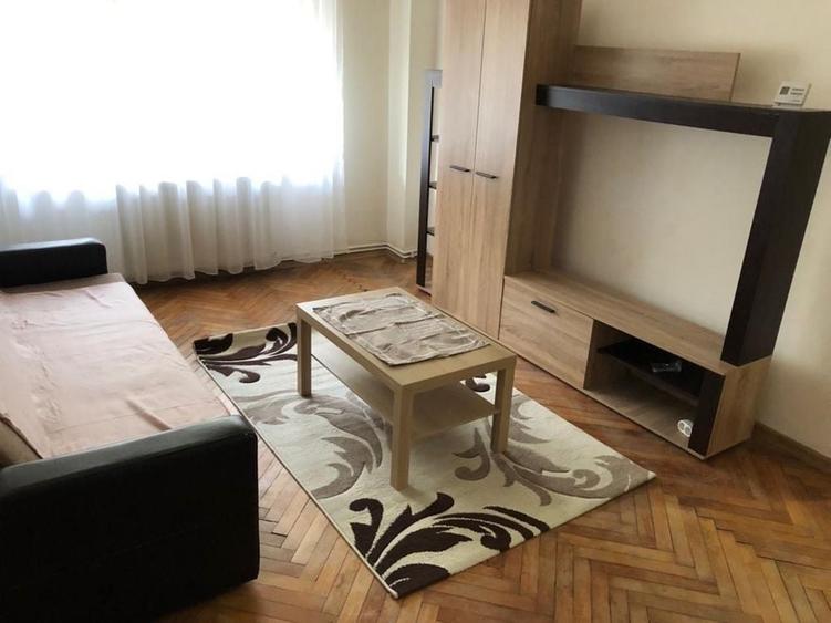 Apartament cu 2 camere decomandat în Corunca