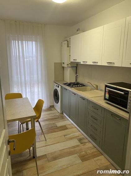 Apartament cu 2 camere decomandat în Soarelui