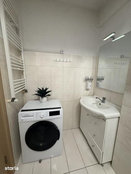 Apartament cu 3 camere semidecomandat în Șelimbăr