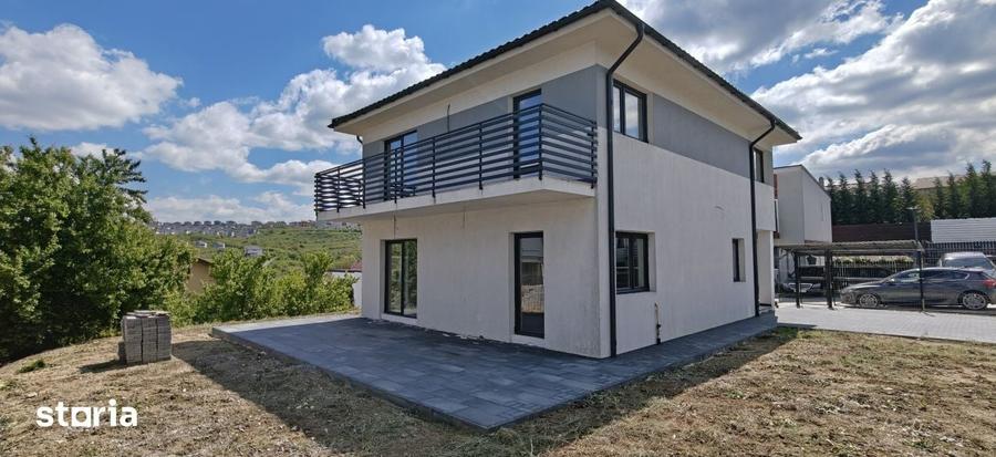 Casă cu 4 camere cu Teren 741 Mp în Apahida