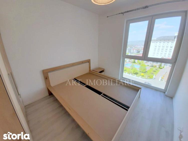 Apartament cu 2 camere semidecomandat, mobilat în Bună Ziua