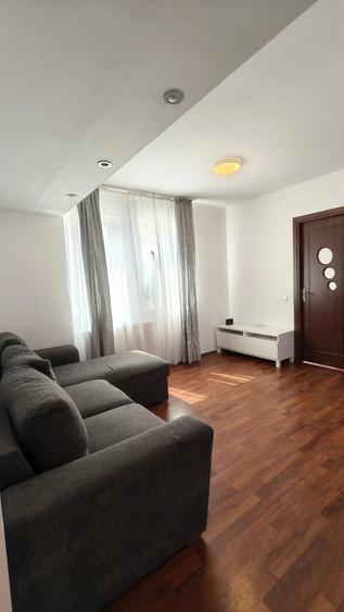 Apartament cu 2 camere decomandat în Florești