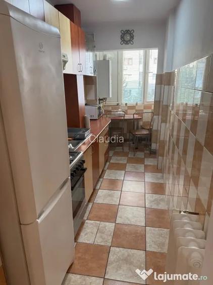 Inchiriez apartament 2 camere
