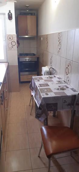 Apartament cu 2 camere decomandat în Obor