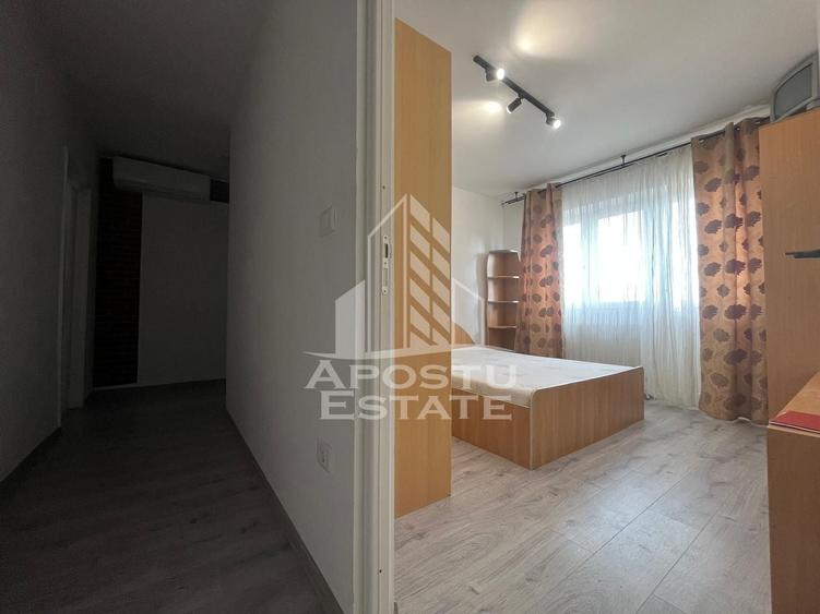 Apartament cu 2 camere decomandat în Podgoria