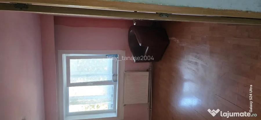 Vand apartament 2 camere decomandat in Deva str. Minerului