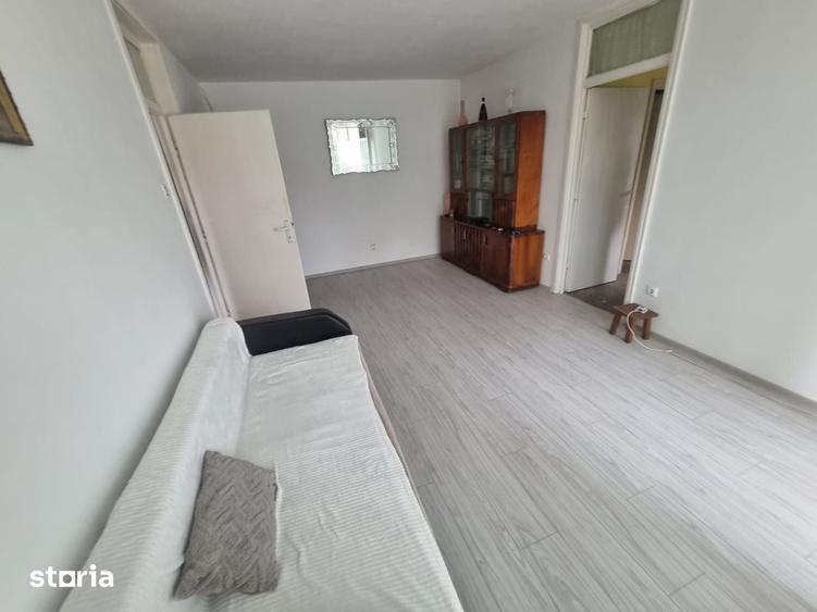 Apartament 4 camere,2 bai,balcon,81 mp,Deva-zona Gojdu - 2