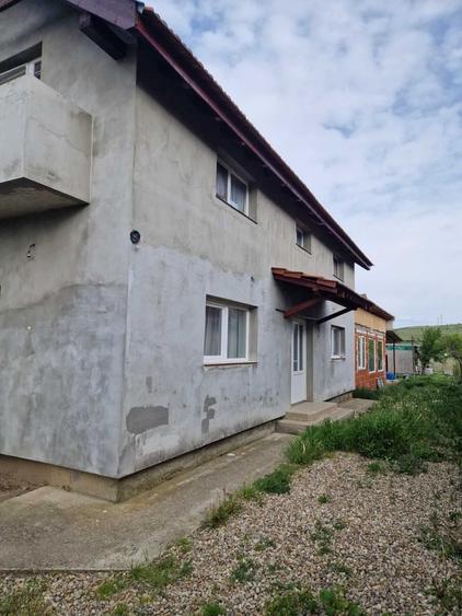 Casa spatioasa 195 mp cu terasa Str. Dunarii 10A, Marghita - 5