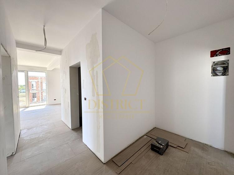 Apartament cu 2 camere semidecomandat în Moșnița Nouă