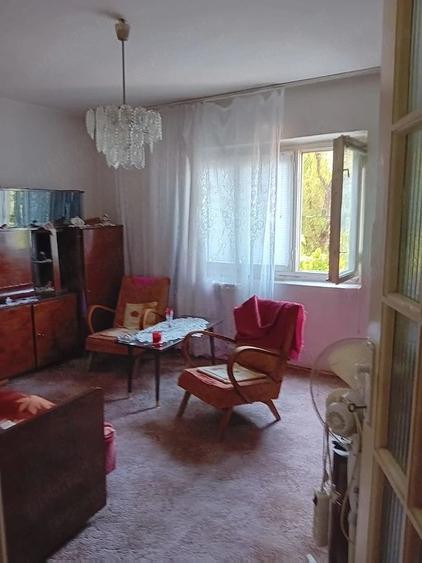 Apartament cu 2 camere decomandat în Bucovina