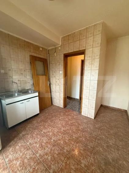 Apartament cu 4 camere, 95 mp, zona Centrala - 9