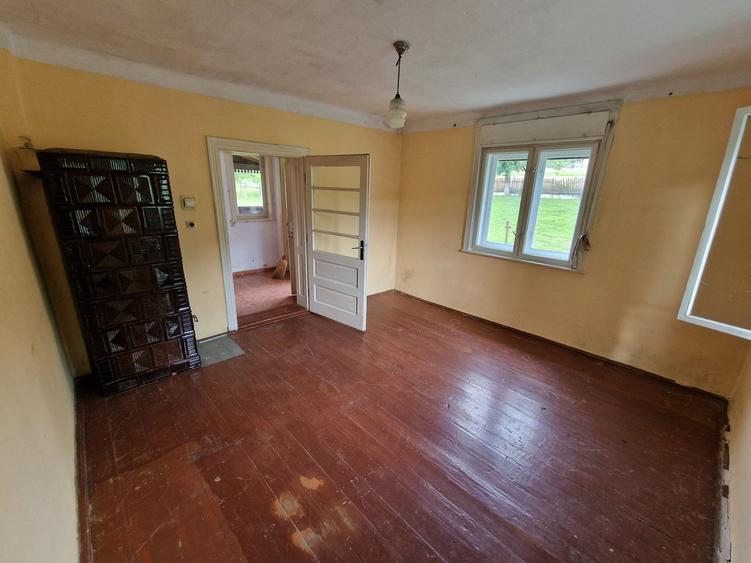 Casă cu 3 camere în Bălnaca