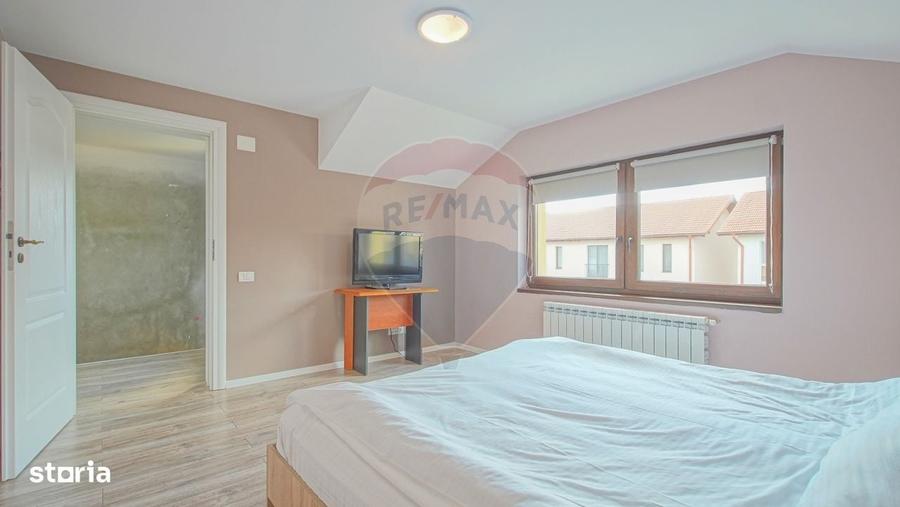 Casă cu 4 camere în IAR