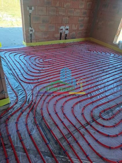 Casă individuală cu 4 camere cu Canalizare în Olteni