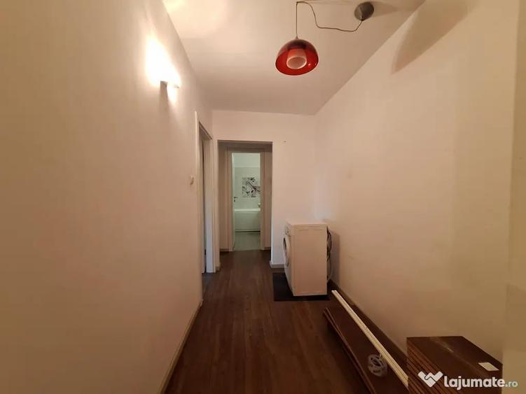 Apartament cu 3 camere decomandat în Dorobanților