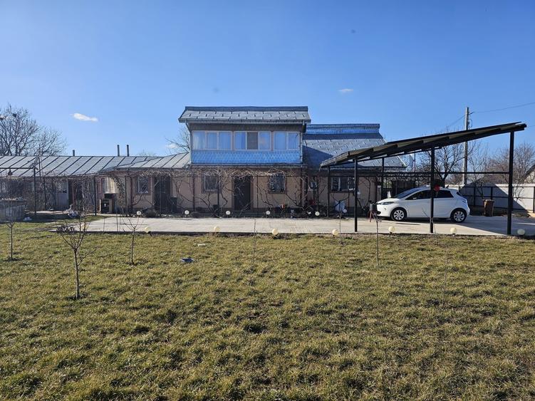 Casă cu 4 camere în Central