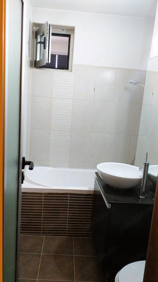 Apartament cu 2 camere decomandat în Turda