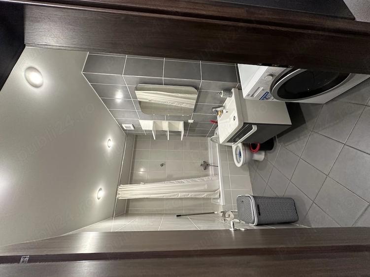 Apartament cu 2 camere decomandat în Soarelui