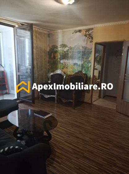 Apartament cu 2 camere decomandat în 1 Mai