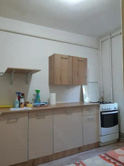 Apartament cu 2 camere nedecomandat în Micălaca