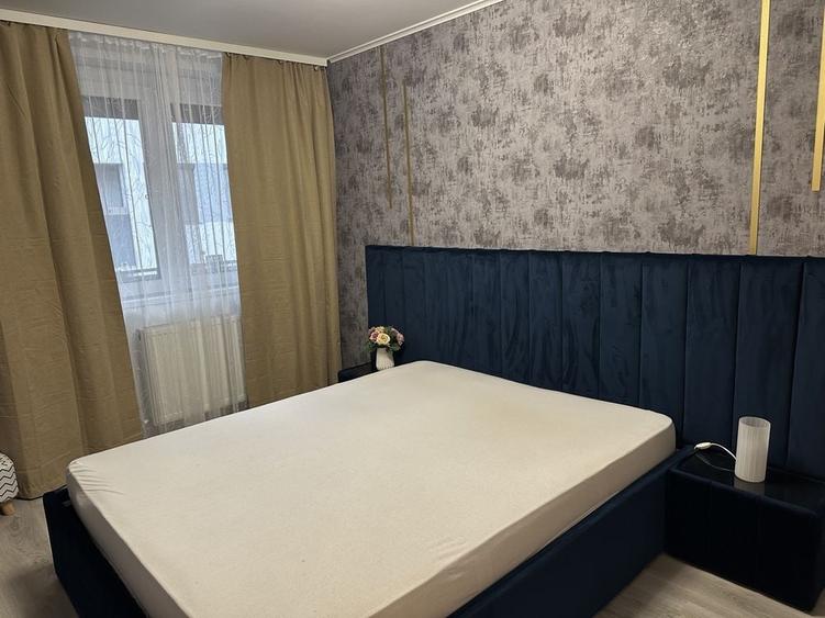 Apartament cu 2 camere decomandat în Exterior Vest