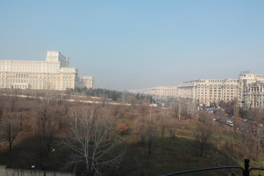 Apartament cu 3 camere decomandat în Unirii