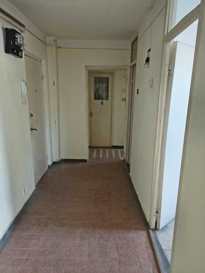 Apartament cu 2 camere decomandat în Gară
