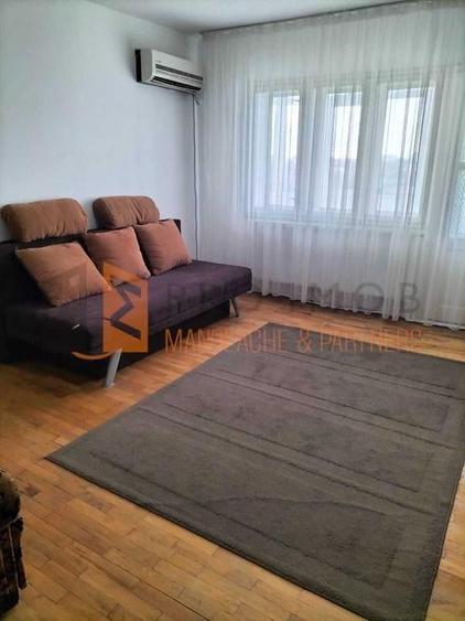 Garsonieră în Central