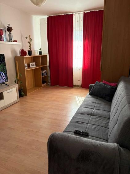 Apartament cu 2 camere decomandat în Decebal