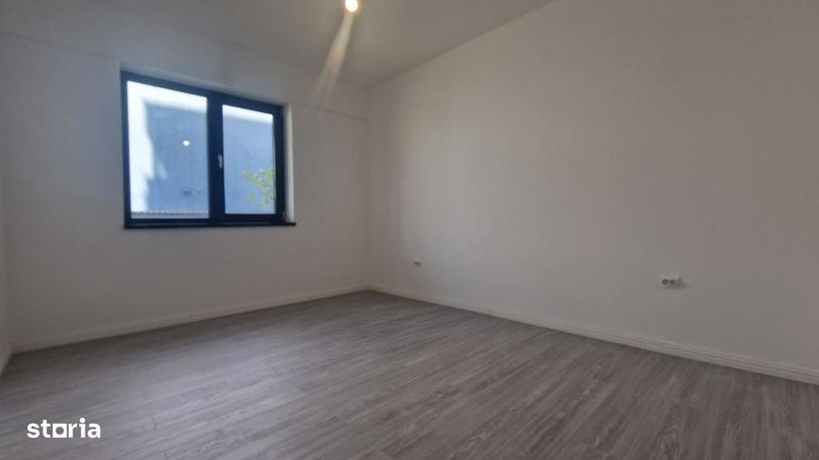 Apartament cu 2 camere în Păcii
