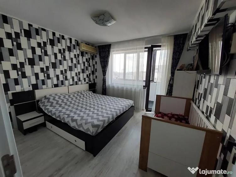 Apartament cu 3 camere decomandat în Theodor Pallady