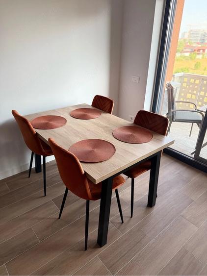 Apartament cu 2 camere decomandat în Torontalului