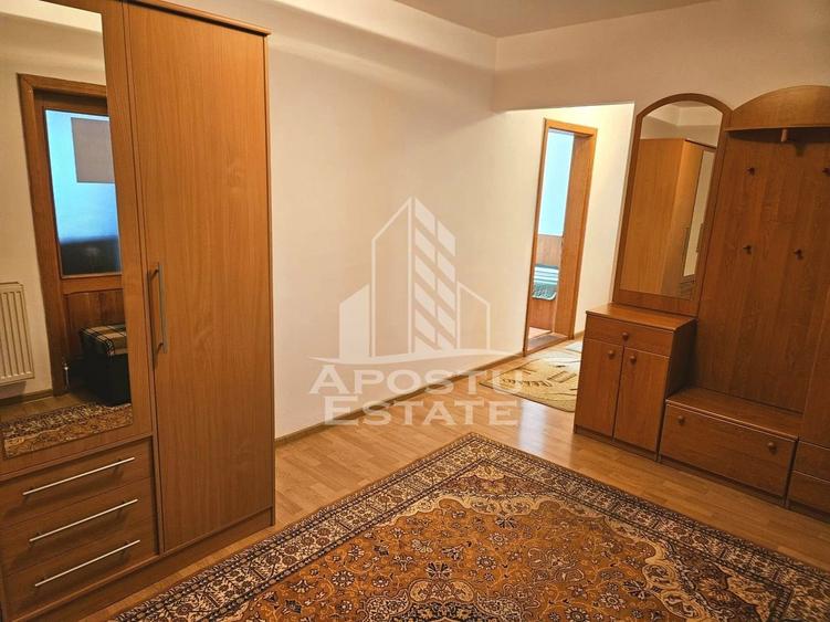 Apartament cu 3 camere decomandat, mobilat în Fortuna
