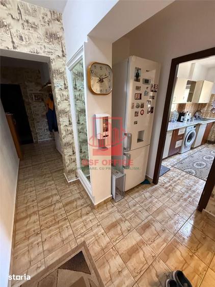 Apartament 3 camere D mobilat Zona Alpha Bank Pacurari - 1