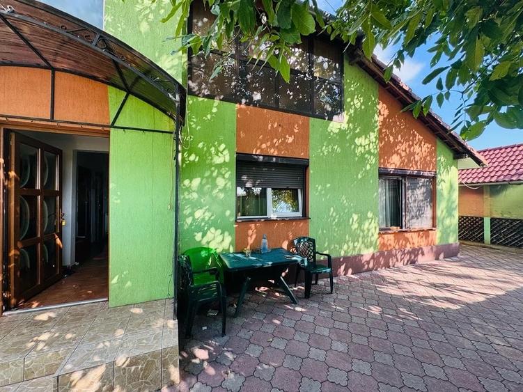 Casă cu Teren 300 Mp în Central