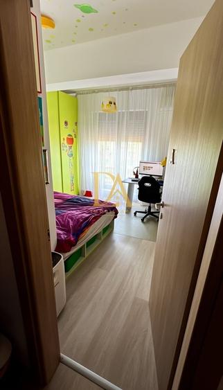 Apartament cu 3 camere decomandat, mobilat în Antiaeriană
