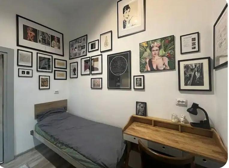 Apartament cu 2 camere decomandat în Sânnicoară