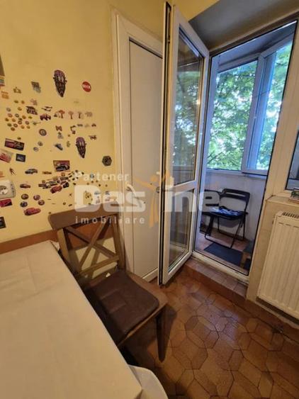 Apartament cu 2 camere decomandat în Iancului