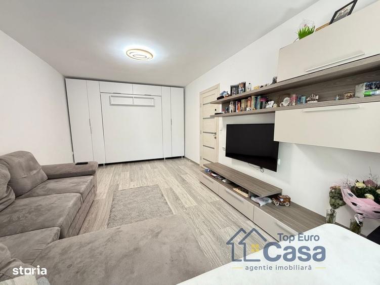 Apartament cu 2 camere decomandat în Central