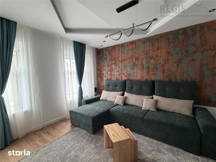 Casă cu 4 camere cu Teren 20 Mp în Centrul Istoric