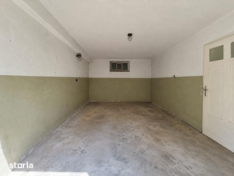 Vila Boutique cu 2 garaje, gradina si piscina - Centrul Orasului ! - 2