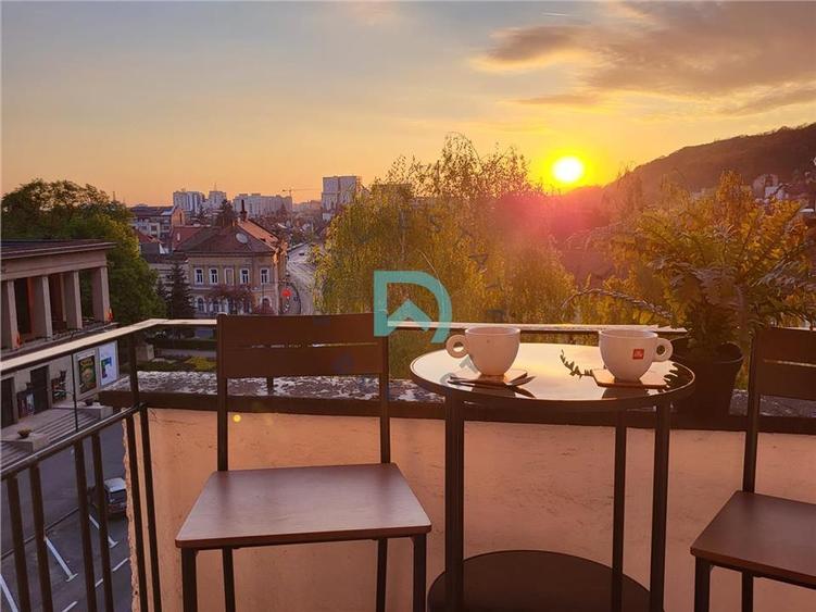 Apartament cu 2 camere semidecomandat, mobilat în Ultracentral
