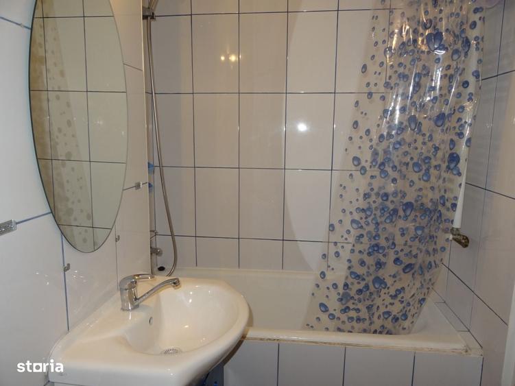 Apartament cu 2 camere în Complex Studențesc